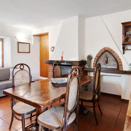Stone House Of The Year 1500 Holiday home