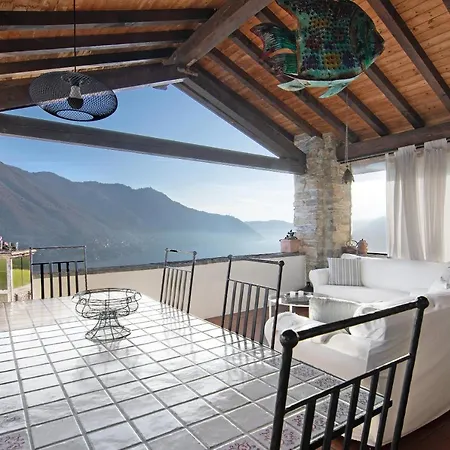 Semesterbostad Stone House Of The Year 1500 Moltrasio