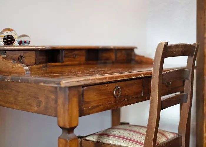 Stone House Of The Year 1500 * Moltrasio