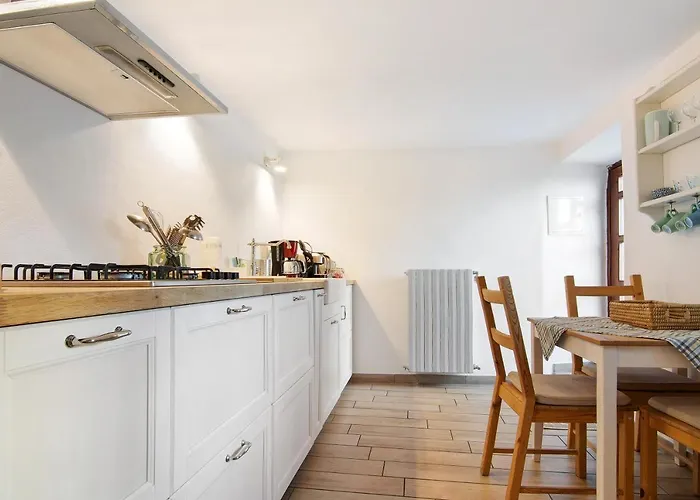 Stone House Of The Year 1500 Tatil Evi Moltrasio