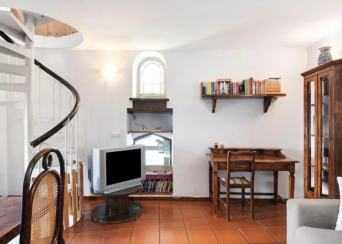 Stone House Of The Year 1500 Tatil Evi Moltrasio