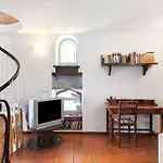 בית נופש Stone House Of The Year 1500 מולטראזיו